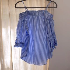 Women’s off the shoulder shirt